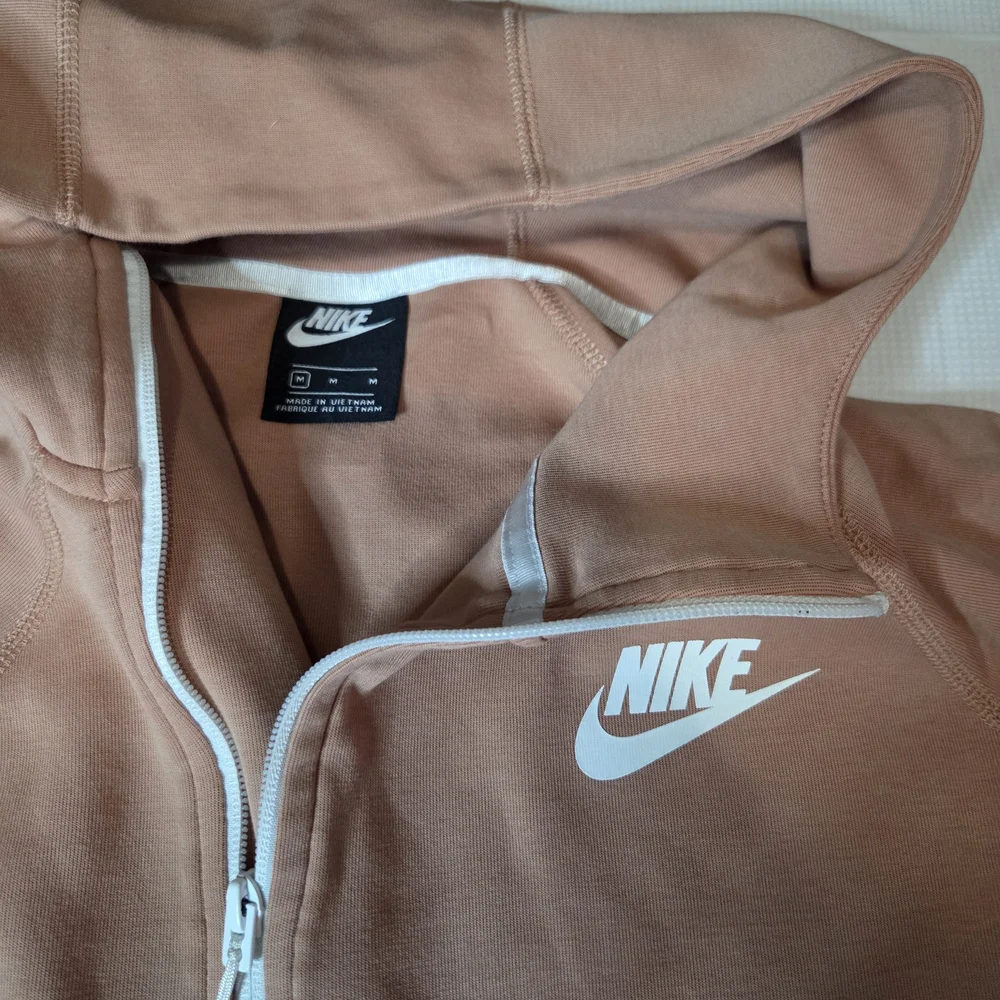 Nike Women's‎ Tech Cape Full-Zip Sweatshirt